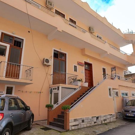 Hotel Casamia Sarandë Exteriör bild