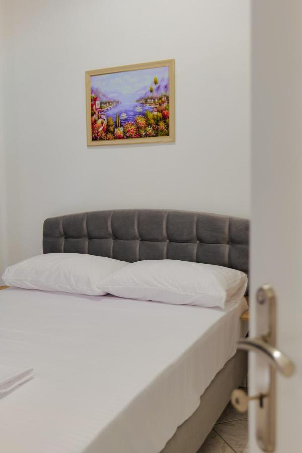 Hotel Casamia Sarandë Exteriör bild