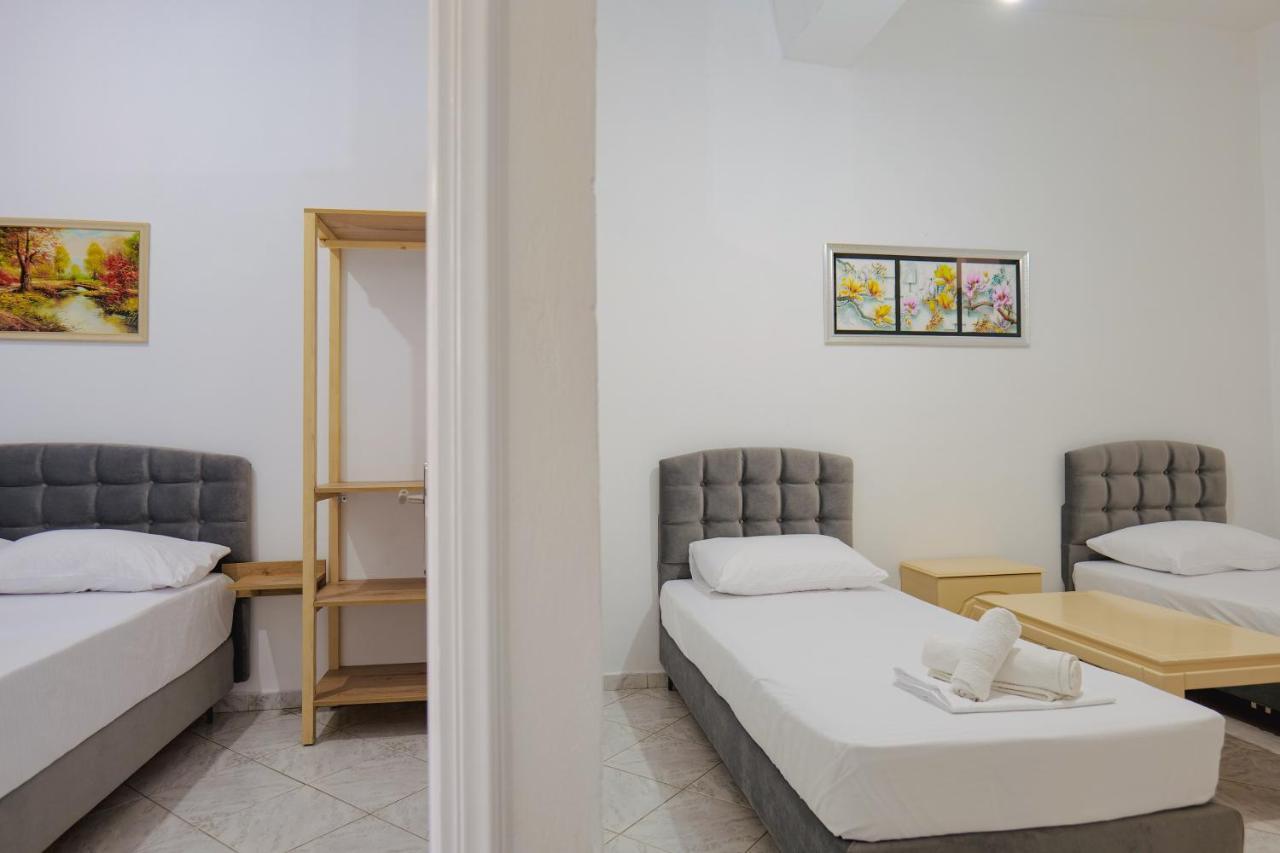 Hotel Casamia Sarandë Exteriör bild