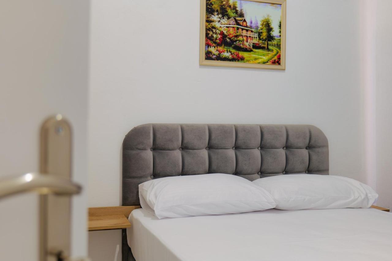 Hotel Casamia Sarandë Exteriör bild