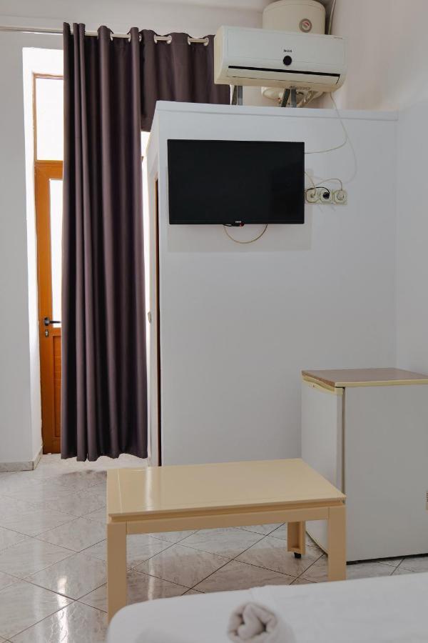 Hotel Casamia Sarandë Exteriör bild