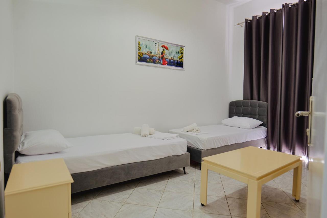 Hotel Casamia Sarandë Exteriör bild